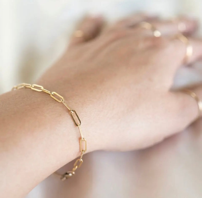 Yellow Gold Bold Paperclip Chain Bracelet
